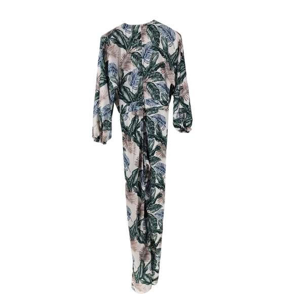 Club L Women's Summer Haze Tropical Print Plunge Wide Leg Jumpsuit - 2 - Picture 6 of 9